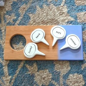 Wooden cheese board with 4 ceramic cheese signs